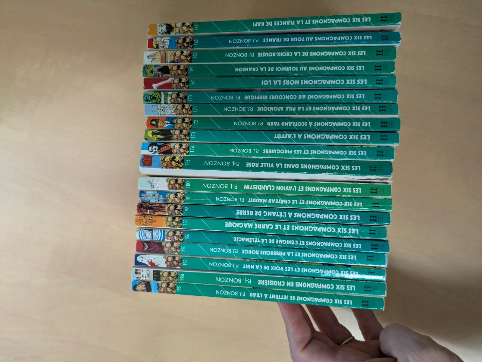 a biblioteca verde os 6 companheiros – photo 3